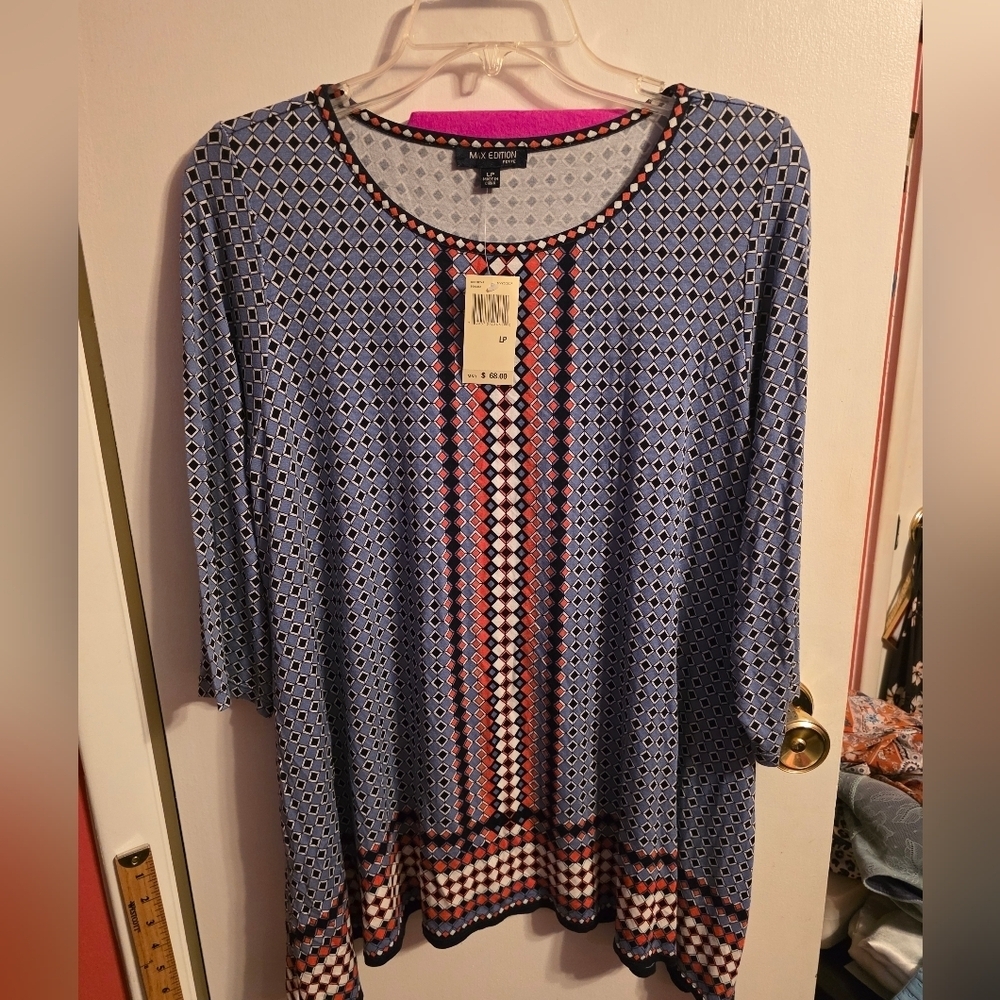 Max Studio Geometric 3/4 Length Sleeve Top Petite Large NWT